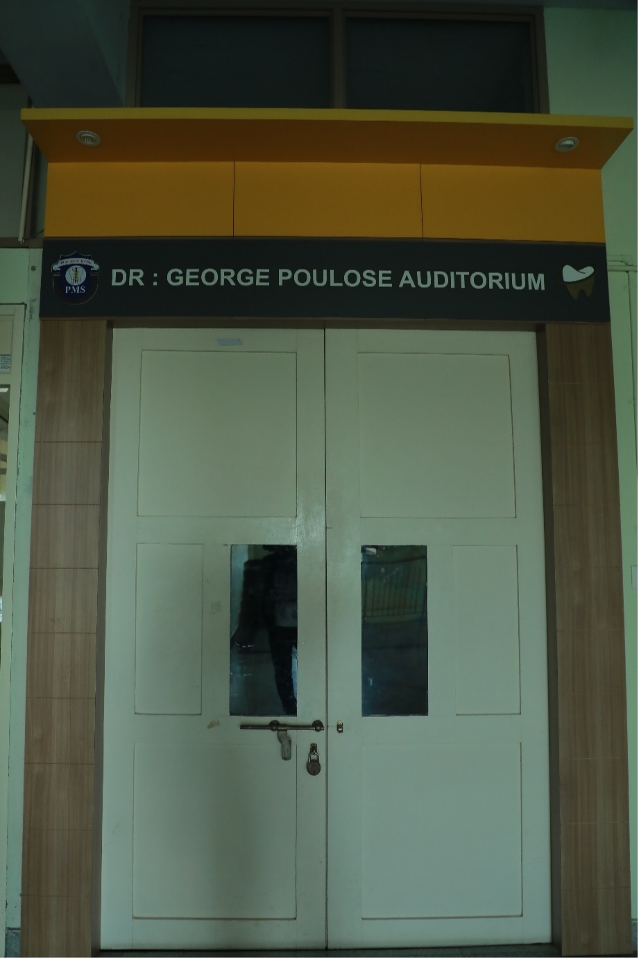 auditorium_01.jpg